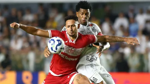 Gil jogador do Santos durante partida contra o CRB no estádio Vila Belmiro – Foto: Mauricio De Souza/AGIF