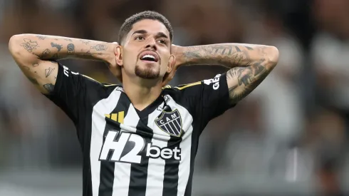 Rubens, jogador do Atlético-MG, lamenta durante partida contra o Itabirito, pelo Campeonato Mineiro. Foto: Gilson Lobo/AGIF.