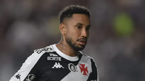 Jair, volante do Vasco