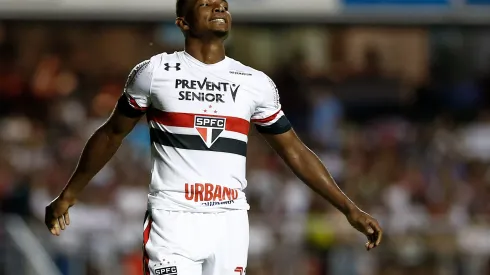 SAO PAULO – SP – 18/02/2017 – PAULISTA 2017/SAO PAULO x MIRASSOL – Thiago Mendes do Sao Paulo durante partida contra o Mirassol pelo Campeonato Paulista 2017 no estadio do Morumbi. Foto: Marcello Zambrana/AGIF