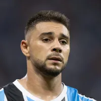 Mesmo com grave lesão, Grêmio mantém renovação de contrato com João Pedro até 2027