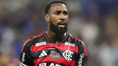 Gerson deve ser titular após sair machucado em jogo contra o Palmeiras.
