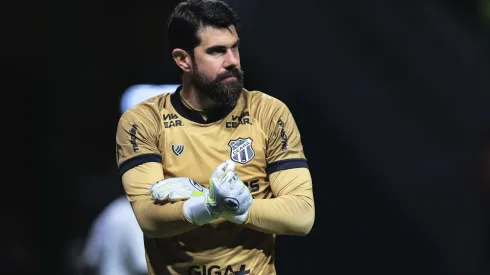 Fernando Miguel, goleiro do Ceara, durante partida contra o Palmeiras no estadio Arena Allianz Parque pelo campeonato Copa Do Brasil 2025. Foto: Ettore Chiereguini/AGIF