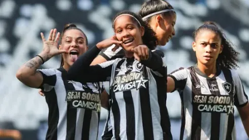 Botafogo venceu o Flamengo no primeiro jogo da final – Foto: Arthur Barreto/ BFR