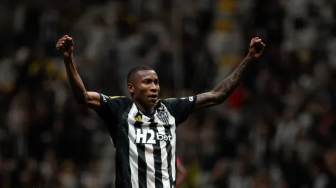 Patrick, jogador do Atlético-MG, comemora seu gol durante partida contra o Maringá, pela Copa Betano do Brasil. Foto: Alessandra Torres/AGIF.