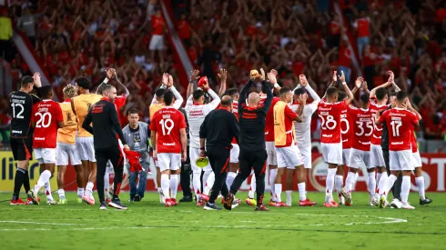 Atletas do Internacional comemorando no Beira-Rio – Foto: Maxi Franzoi/AGIF