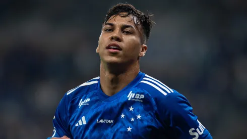 Camisa 19 segue voando – Foto: Alessandra Torres/AGIF.