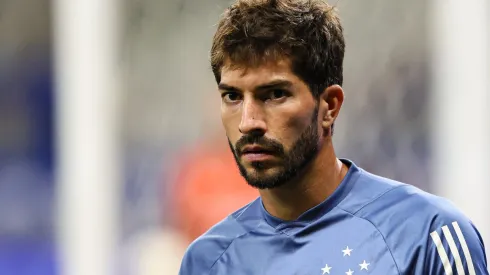 Meio-campista deu a sua opinião – Foto: Gilson Lobo/AGIF.