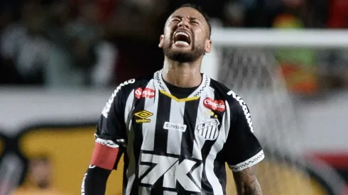 Com Neymar, Santos não vem conseguindo embalar e amarga uma série de números negativos no Brasileirão Betano.