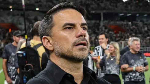 Rodrigo Caetano diretor de futebol do Atlético-MG durante partida contra o São Paulo no estádio Mineirão pelo campeonato Brasileiro A 2023.