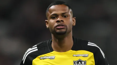 Júnior Santos jogador do Atlético-MG durante aquecimento antes da partida contra o América-MG no estádio Mineirão pelo campeonato Mineiro 2025.