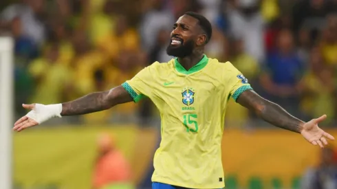 Gerson, meio-campista do Flamengo e da Seleção Brasileira – Foto: Pedro Vilela/Getty Images