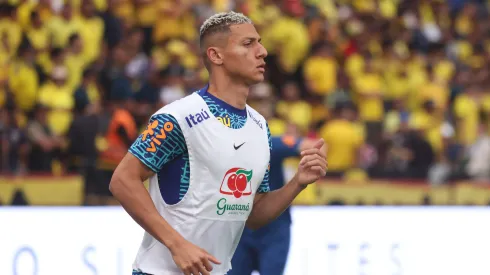 GUAYAQUIL, ECUADOR – JUNE 05: Richarlison of Brazil warms up prior to the FIFA World Cup 2026 Qualifier match between Ecuador and Brazil at Estadio Monumental Isidro Romero Carbo on June 05, 2025 in Guayaquil, Ecuador. (Photo by Franklin Jacome/Getty Images)