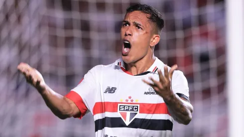 Igor Vinícius perdeu espaço no Tricolor e fica perto do adeus