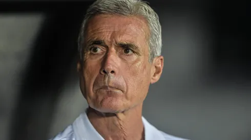 Treinador aprovou o negócio – Foto: Thiago Ribeiro/AGIF.