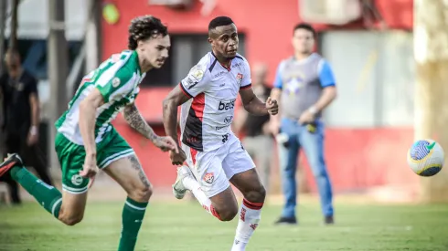 Carlos Eduardo, ex-Vitória é um dos novos reforços para o ataque do Mirassol da Série A ao lado de Alesson, que brilhou no Vila Nova