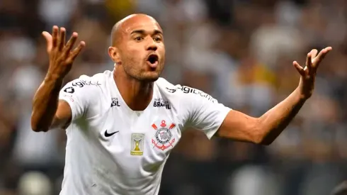 Roger Silva atuando pelo Corinthians – Foto: Reprodução