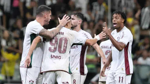 Serna jogador do Fluminense comemora seu gol durante partida contra o Atletico-MG no estadio Arena MRV pelo campeonato Brasileiro A 2025. Foto: Gilson Lobo/AGIF