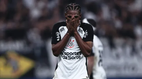 Talles Magno busca fim do jejum em confronto entre Corinthians e Grêmio. Foto: Ettore Chiereguini/AGIF