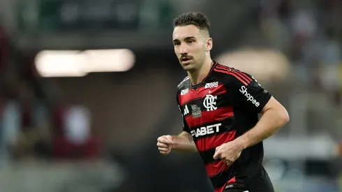 Léo Ortiz em ação pelo Flamengo. Foto: Thiago Ribeiro/AGIF