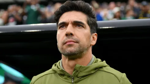 Abel Ferreira demonstrou preocupação com gramado onde o Fluminense jogará por duas vezes no Mundial de Clubes.