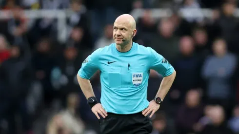 Anthony Taylor, árbitro de Palmeiras x Al Ahly – Foto: George Wood/Getty Images