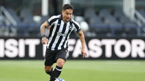 Artur deve ser titular no duelo contra o PSG. Foto: Vitor Silva/Botafogo