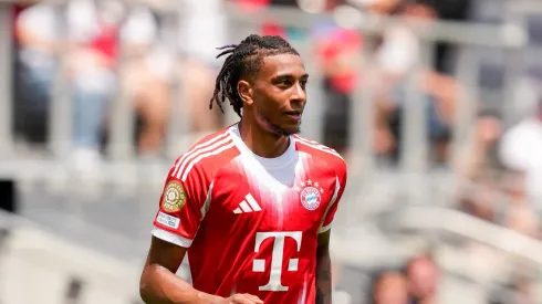 Olise durante partida do Bayern no Mundial