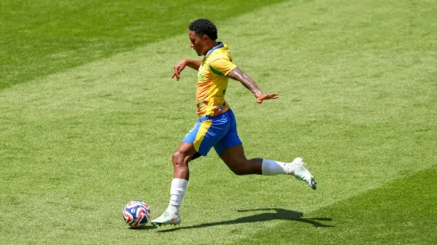 Lucas Ribeiro é a esperança de gols do Mamelodi. Ele marcou um golaço contra o Borussia (Photo by Dylan Buell/Getty Images)