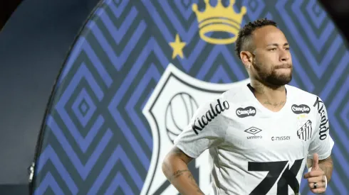 BA – SALVADOR – 25/05/2025 – BRASILEIRO A 2025, VITORIA X SANTOS – Neymar jogador do Santos durante aquecimento antes da partida contra o Vitoria no estadio Barradao pelo campeonato Brasileiro A 2025. Foto: Jhony Pinho/AGIF