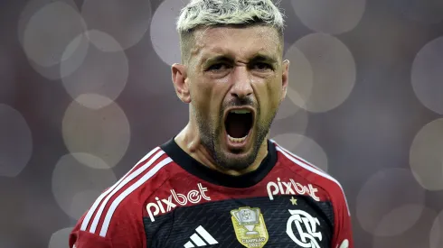 RIO DE JANEIRO, BRAZIL – JULY 1: Giorgian De Arrascaeta of Flamengo celebrates after scoring the team's second goal during the match between Flamengo and Fortaleza as part of Brasileirao Series A 2023 at Maracana Stadium on July 1, 2023 in Rio de Janeiro, Brazil. (Photo by Alexandre Loureiro/Getty Images)