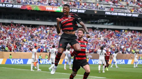 PVC aponta Bruno Henrique como principal arma do Flamengo para surpreender Bayern (Photo by David Ramos/Getty Images)