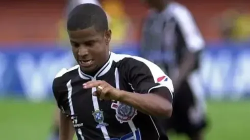 Marcelinho Carioca nos tempos de jogador do Timão – Foto: Getty Images