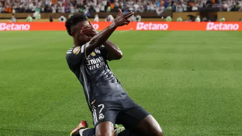 PHILADELPHIA, PENNSYLVANIA – JUNE 26: Vinicius Junior #7 of Real Madrid C.F. celebrates scoring his team's first goal during the FIFA Club World Cup 2025 group H match between FC Red Bull Salzburg and Real Madrid CF at Lincoln Financial Field on June 26, 2025 in Philadelphia, Pennsylvania. (Photo by Francois Nel/Getty Images)