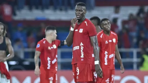 SANTIAGO DE CALI, COLOMBIA – APRIL 8: Brayan Medina of América de Cali react after a Copa CONMEBOL Sudamericana Group C match between America de Cali and Corinthians at Estadio Olimpico Pascual Guerrero on April 8, 2025 in Santiago de Cali, Colombia. (Photo by Gabriel Aponte/Getty Images)