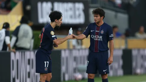 Vitinha e João Neves se destacam em goleada e classificação do PSG (Photo by Harry How/Getty Images)