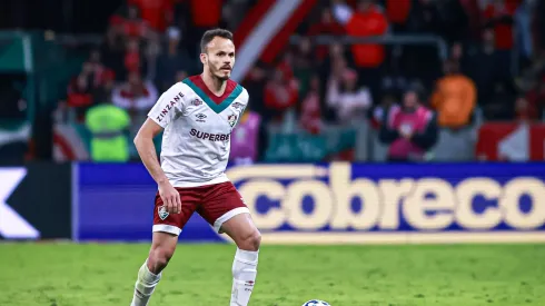 Renê jogador do Fluminense durante partida contra o Internacional no estadio Beira-Rio pelo campeonato Brasileiro A 2025. Foto: Maxi Franzoi/AGIF