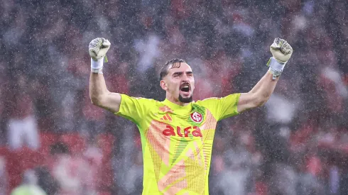Anthoni jogador do Internacional comemora gol durante partida contra o Bahia no estadio Beira-Rio pelo campeonato Copa Libertadores 2025. Foto: Maxi Franzoi/AGIF