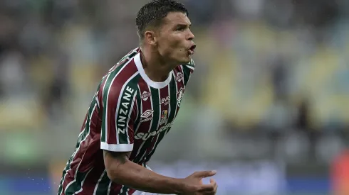 Thiago Silva em ação pelo Fluminense – Foto: Thiago Ribeiro/AGIF