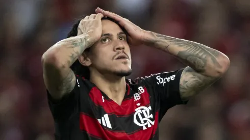 Pedro em ação pelo Flamengo – Foto: Jorge Rodrigues/AGIF
