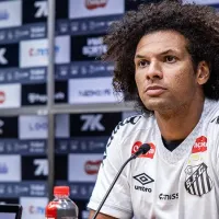 Arão elogia elenco do Santos e vê grupo focado: “Tem fome de vitórias”