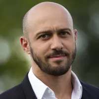 Alessandro descarta retorno ao futebol como dirigente e relembra trajetória como ídolo do Corinthians