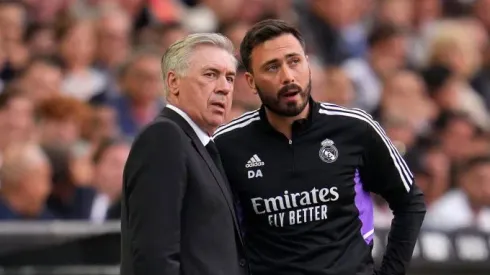 Carlo Ancelotti e seu filho Davide Ancelotti. Foto: Aitor Alcalde/Getty Images