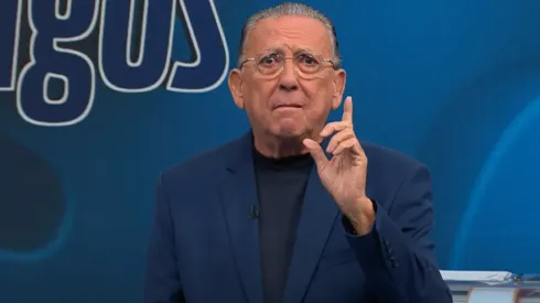 Narrador deu a sua opinião – Foto: Reprodução/TV Bandeirantes.