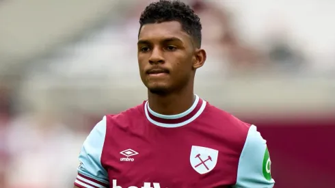 Botafogo oficializa proposta de 20 milhões de euros para tentar trazer Luís Guilherme, ex-Palmeiras.