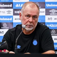 Mano Menezes não se cala sobre Grêmio vender Arezo e ironiza o Peñarol: “sonhando com algo inviável”
