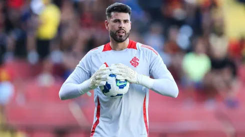 Ivan Quaresma goleiro do Internacional durante a partida entre Sport e Internacional no Estádio da Ilha do Retiro em Recife (PE), pelo campeonato brasileiro Série A. Foto: Marlon Costa/AGIF