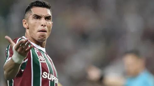 Kevin Serna em ação pelo Fluminense – Foto: Thiago Ribeiro/AGIF