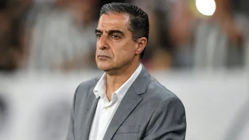 Renato Paiva manda indireta para John Textor após final do Mundial