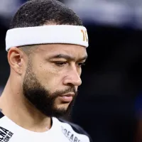 Memphis Depay mudou de ideia e voltou ao vestiário do Corinthians após quase ir embora do Morumbis